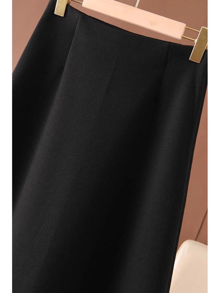 Women's Fashionable Woolen A-line Long Skirt - Autumn/Winter 2026, Elegant Velvet, Beautiful Temperament Umbrella Design.