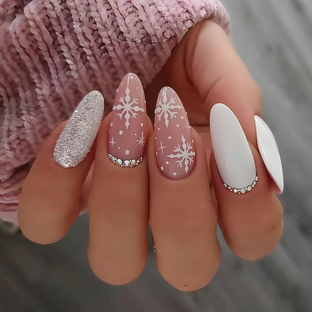 24Pcs Christmas Press on Nails White Snowflake Fake Nails French Almond Glitter Artificial Nails Full Cover Nail New Year Gifts