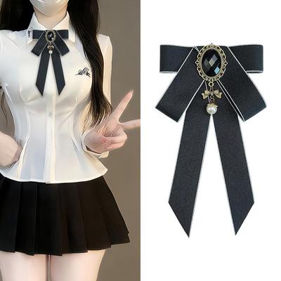 Accesorios – Corbatas, pajaritas, cuellos y puños