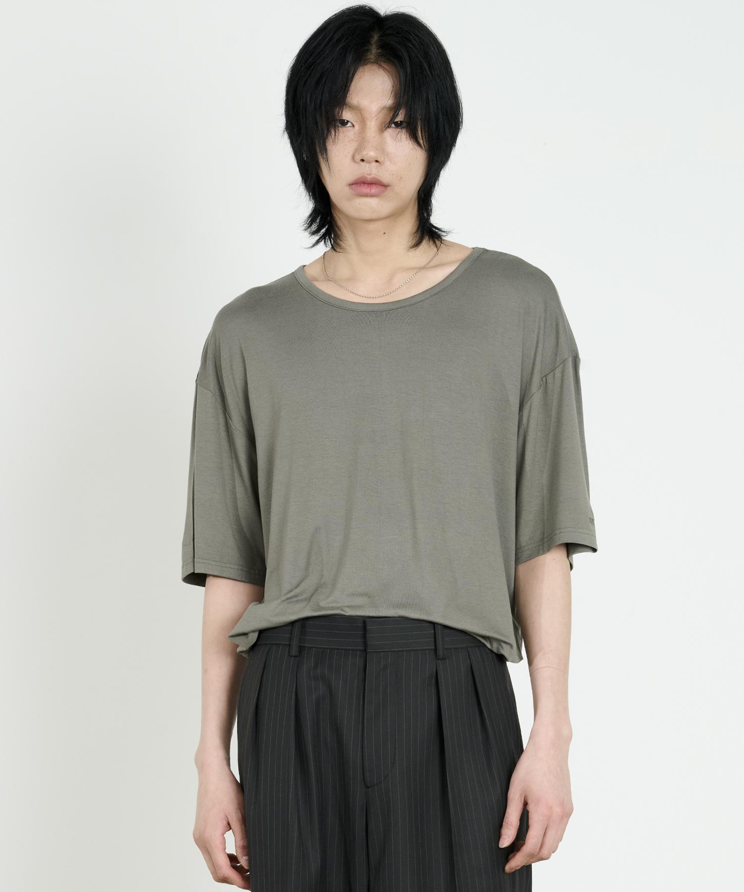 The Dusty White Khaki Silky Oversized T-Shirt L