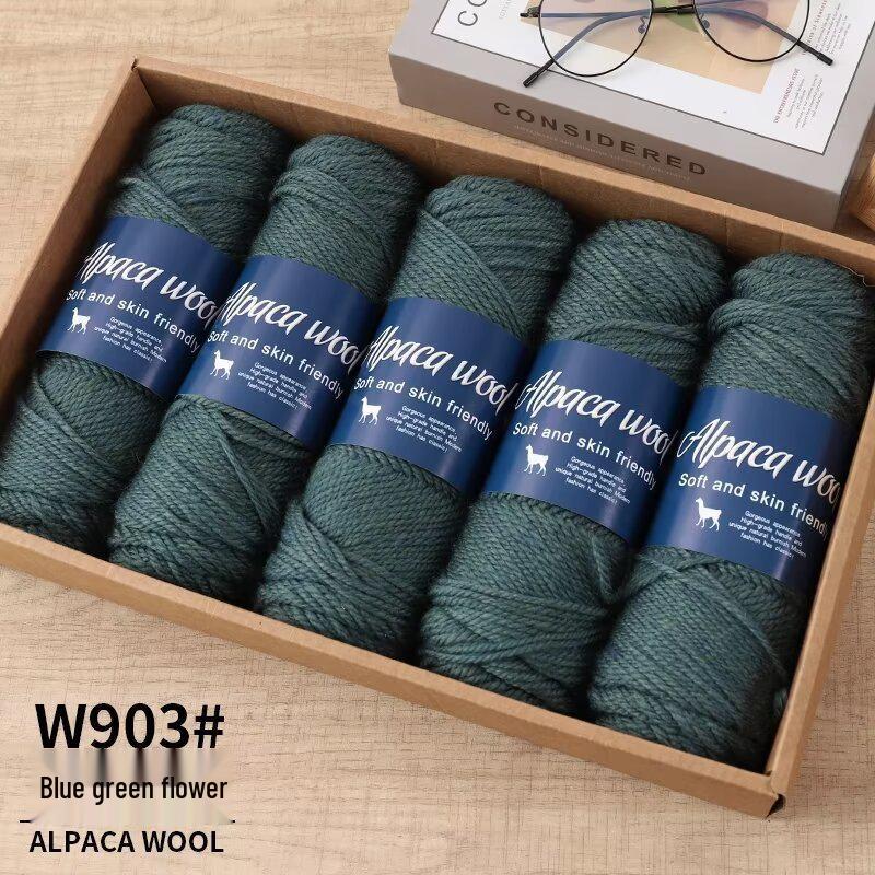 Soft Alpaca Yarn: Comfortable, ideal for hand-knitting scarves and other medium-thick projects.