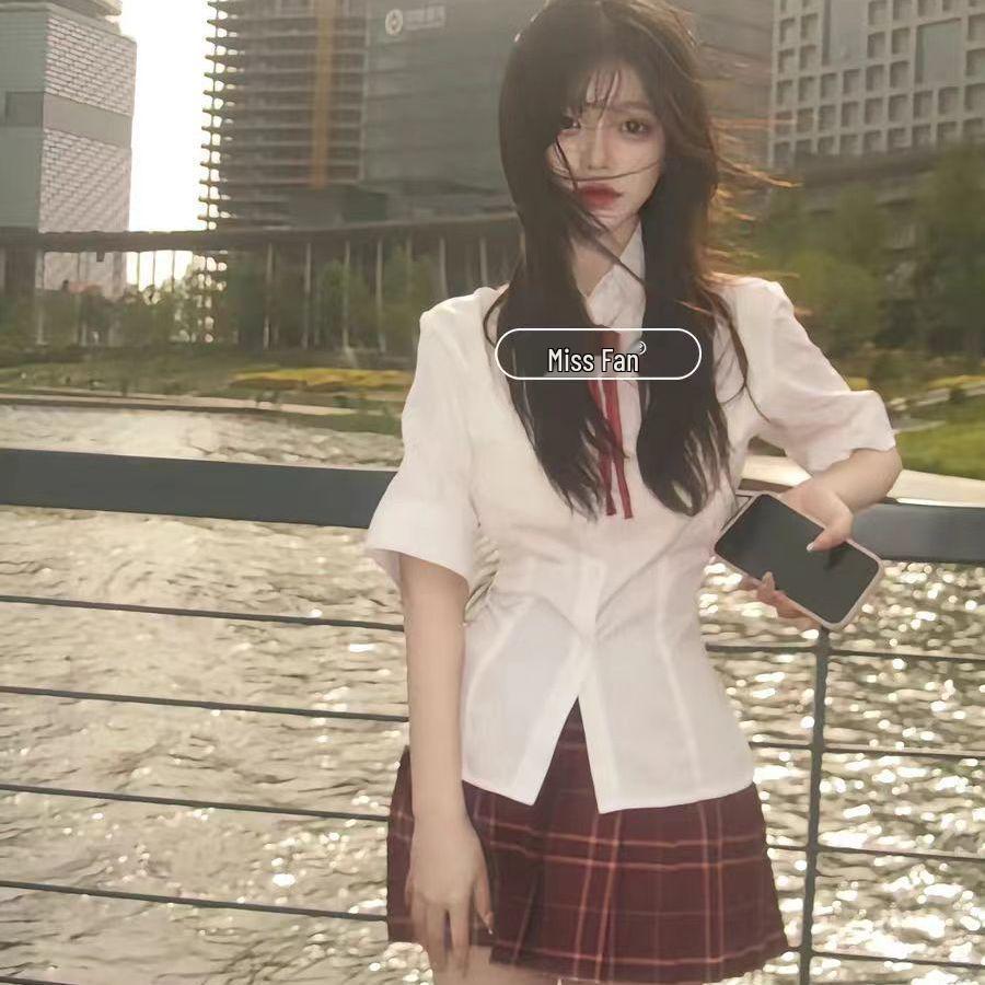 

Аутентичная женская школьная форма JK: Комплект из двух предметов: приталенная рубашка и клетчатая юбка в чистом и желанном стиле. L