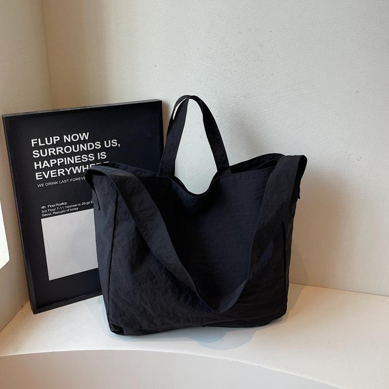Large Capacity Bag Women's Autumn and Winter Versatile Lazy Wind Shoulder Messenger Bag Commuter Tote Bag