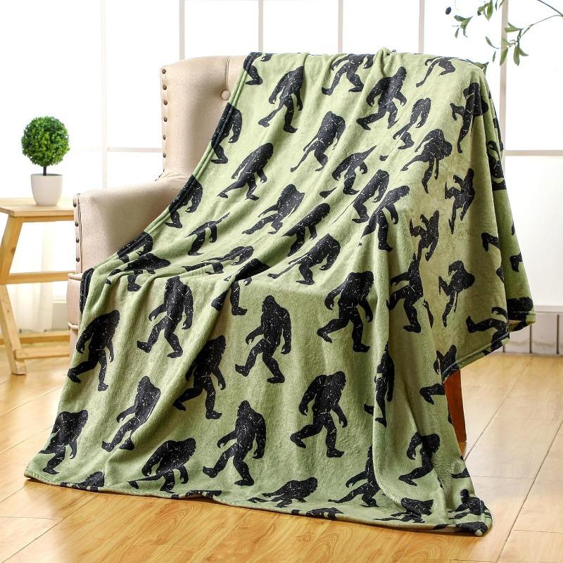 [1pc Bigfoot Flannel Throw Blanket] Bigfoot Flannel Throw Blanket, Contemporary Woven Polyester, Unique Funny 75X95CM