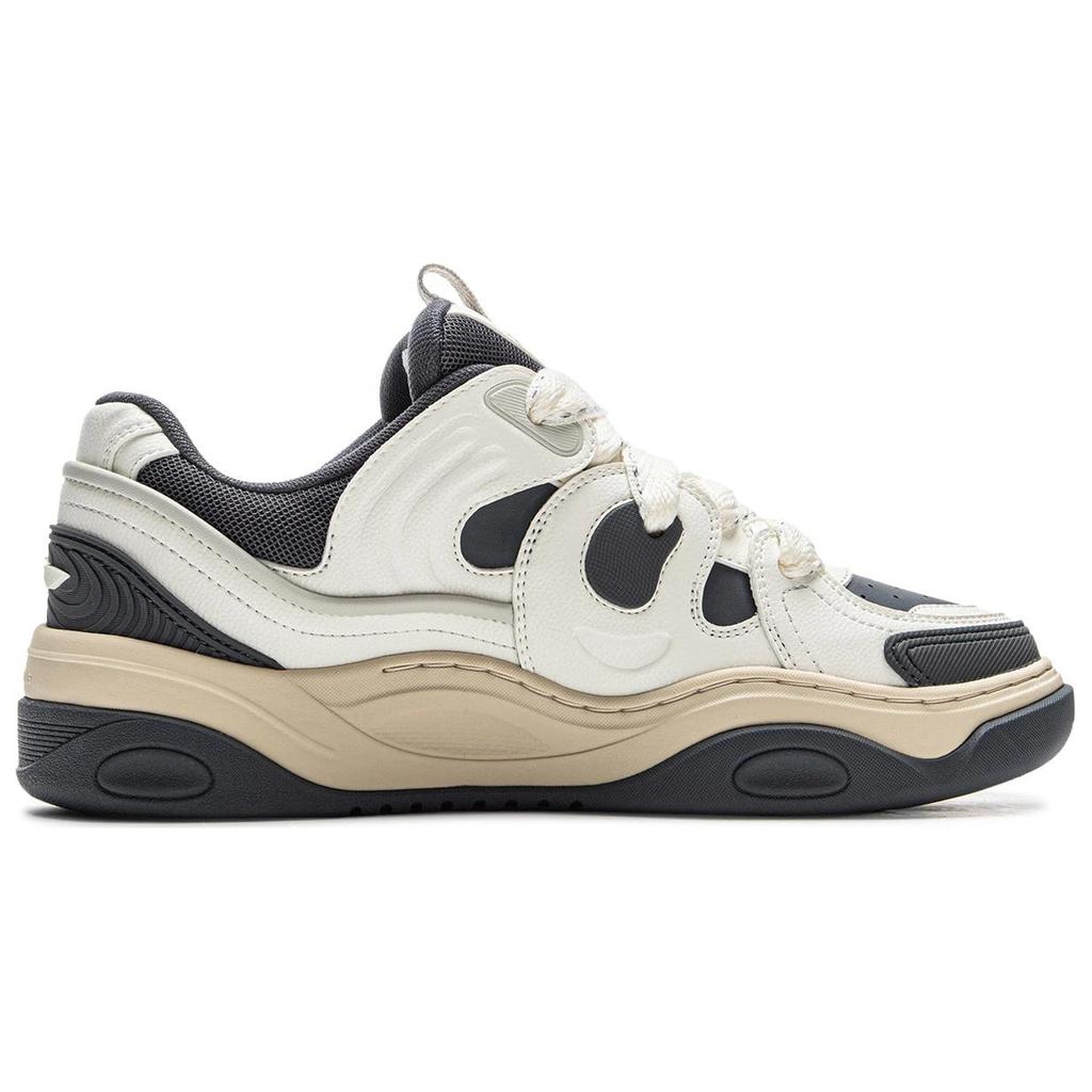 New LiNing Expedition 3 Cushioning Anti-Slip And Wear-Resistant Height Increasing Low-Top Casual Shoes Men's White Black AGCV081-2