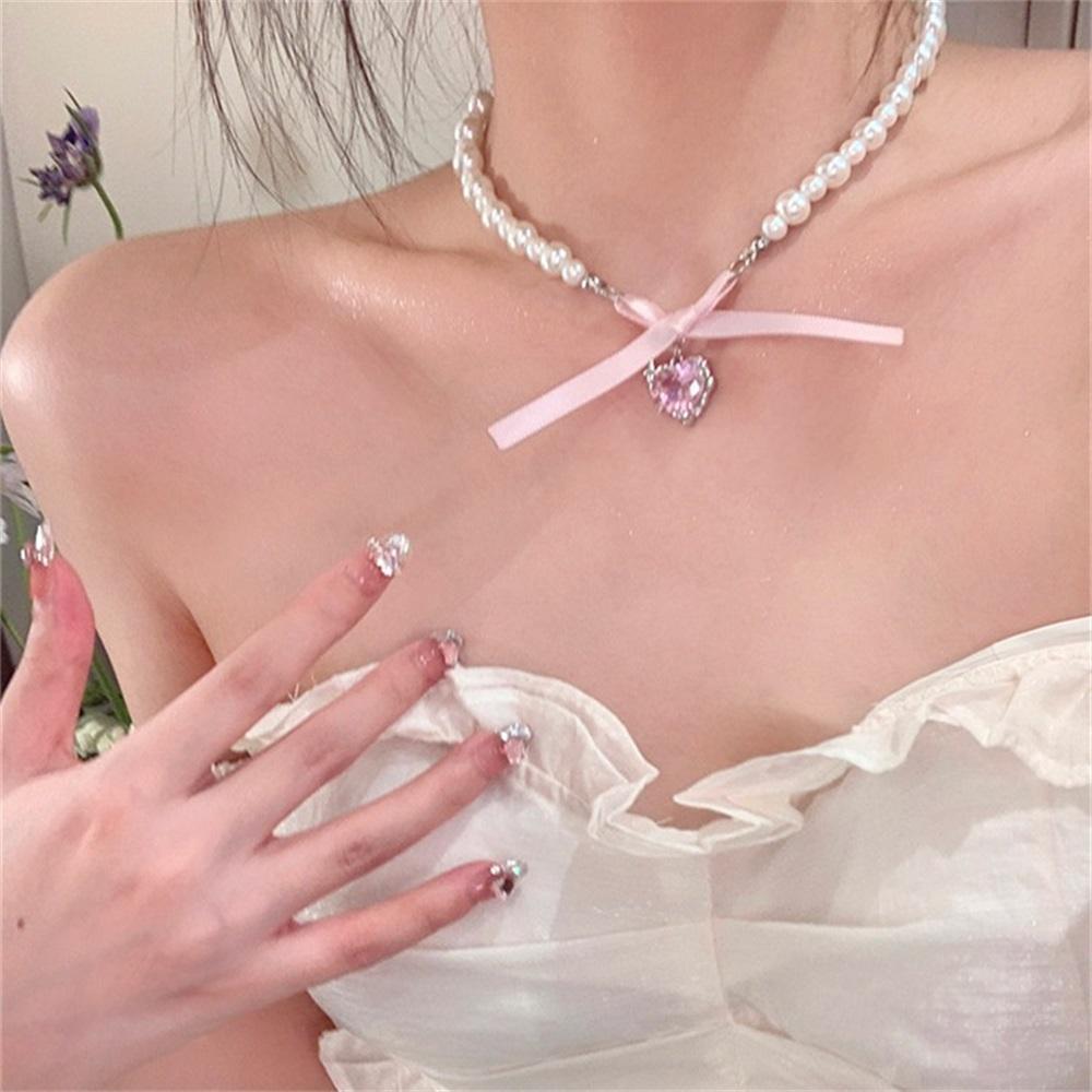 French Romantic Pink Love Bow Pendant Necklace with Pearl Necklace Designed by Female Minority Sweety Clavicle Choker Trendy