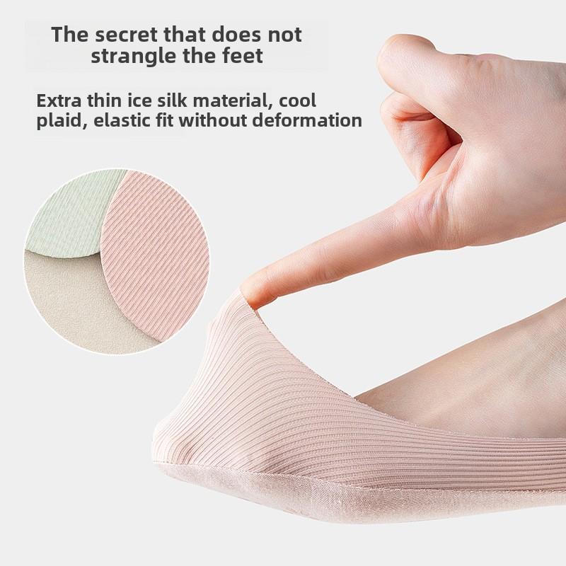 5 Pairs of Women's Spring and Summer Thin Ice Silk Shallow Mouth Invisible Non Slip with Boat Socks