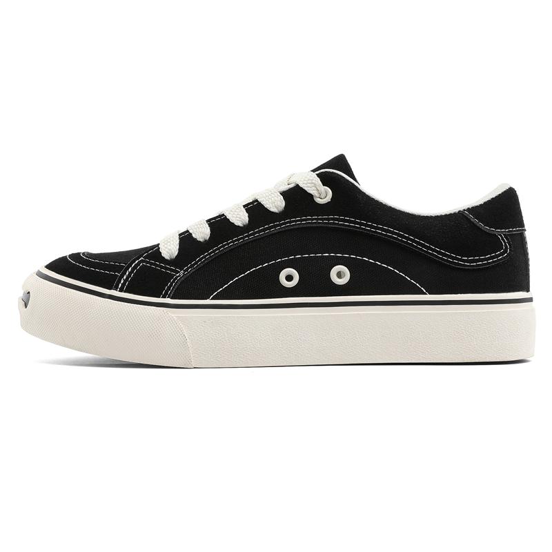 Fashion Hot Classic Black Men Canvas Shoes Fashion Lace-up Men's Vulcanized Shoes Breathable Skateboard Canvas Sneakers Man Espadrille