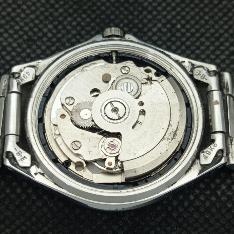 POUŽITÉ VINTAGE SEIKO 5 AUTOMATIC 7S26A JAPONSKO PÁNSKÉ BÍLÉ HODINKY 621b-a413551-2 SKU621b-a413551