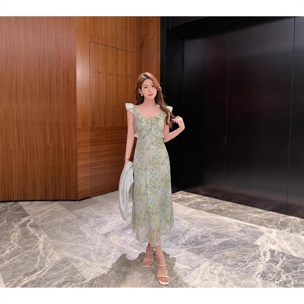 Sweet small flying sleeves floral dress gentle wind dress women's summer niche temperament slim ruffle edge a word long dress