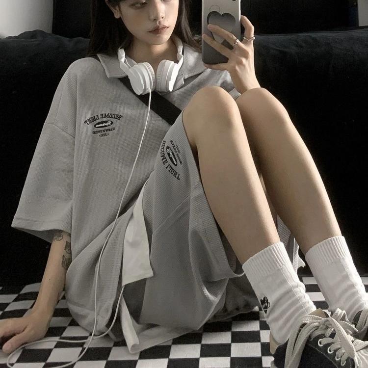 Tricou polo de vară Pantaloni scurți Seturi asortate Femei Îmbrăcăminte ocazională Costum îmbrăcăminte sport solidă Topuri cu mâneci scurte Pantaloni cu talie elastică Ținute