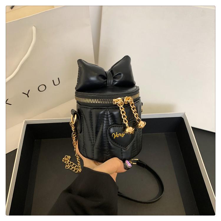 

2024 Корейський Нішевий Дизайн Жіноча Міні Сумка-Відро - Стиль Маленького Аромату з Ланцюжком з Ромбоподібним Візерунком чорний