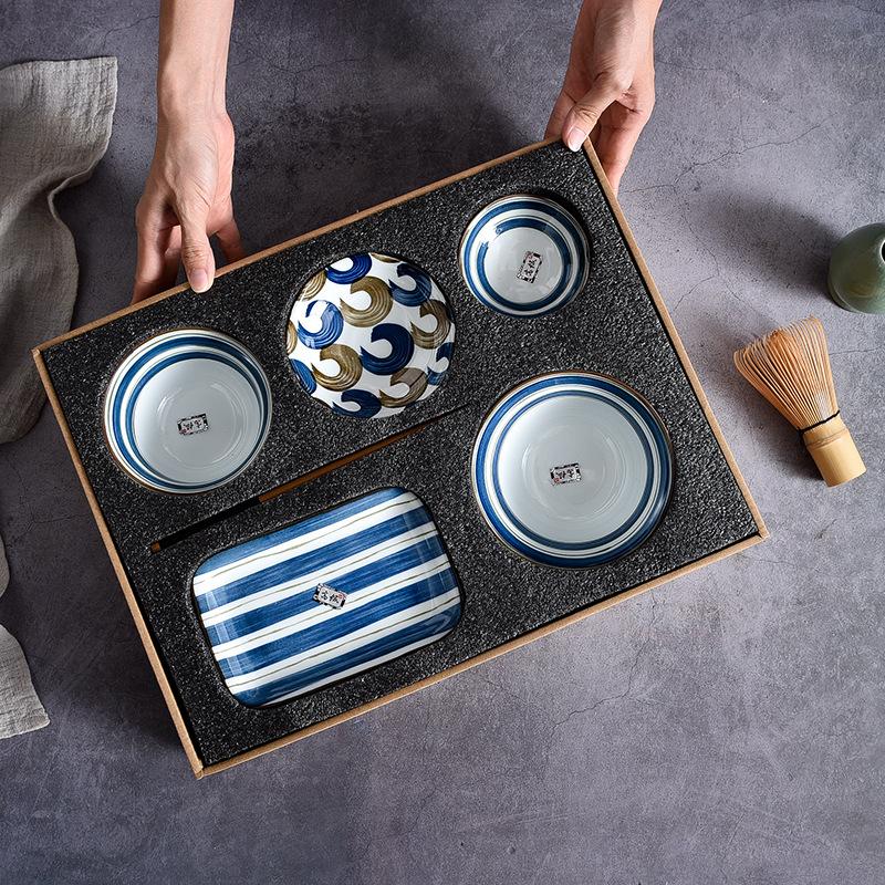 Japanese Style Blue and White Porcelain Dinnerware Sets for One Person Dinner Include Bowls, Plate, Chopsticks, Dishes Set Ceramic Gift Box Set of 6