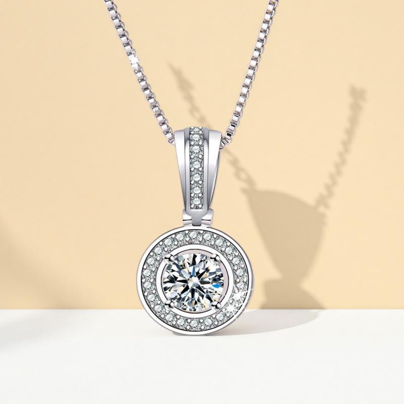 Imitation Moissanite Diamond Necklace - Popular European & American Jewelry, Hot Selling & In Stock