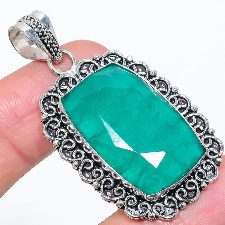 

Изумруд(Смоделированный) Этническая ювелирная подвеска ручной работы с драгоценными камнями 2,05 дюйма VR-1974