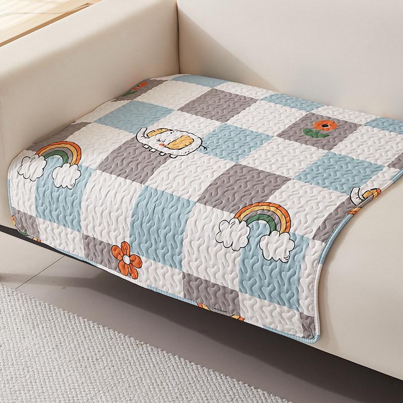 Waterproof Pet Floor Mat: Anti-urine Protection for Dogs, Cats, Rabbit Hutches, Playpens, and Sofas. 30x40CM