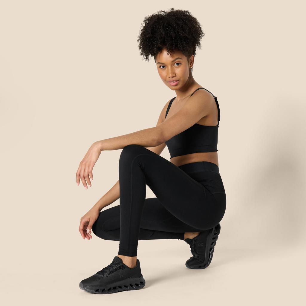 Amazon Essentials Long Elastic Super Yoga Size M Women's Leggings, High-Waisted, Waistband, Moisture-Wicking Fabric, Breathable, Soft, Cool, Wear,