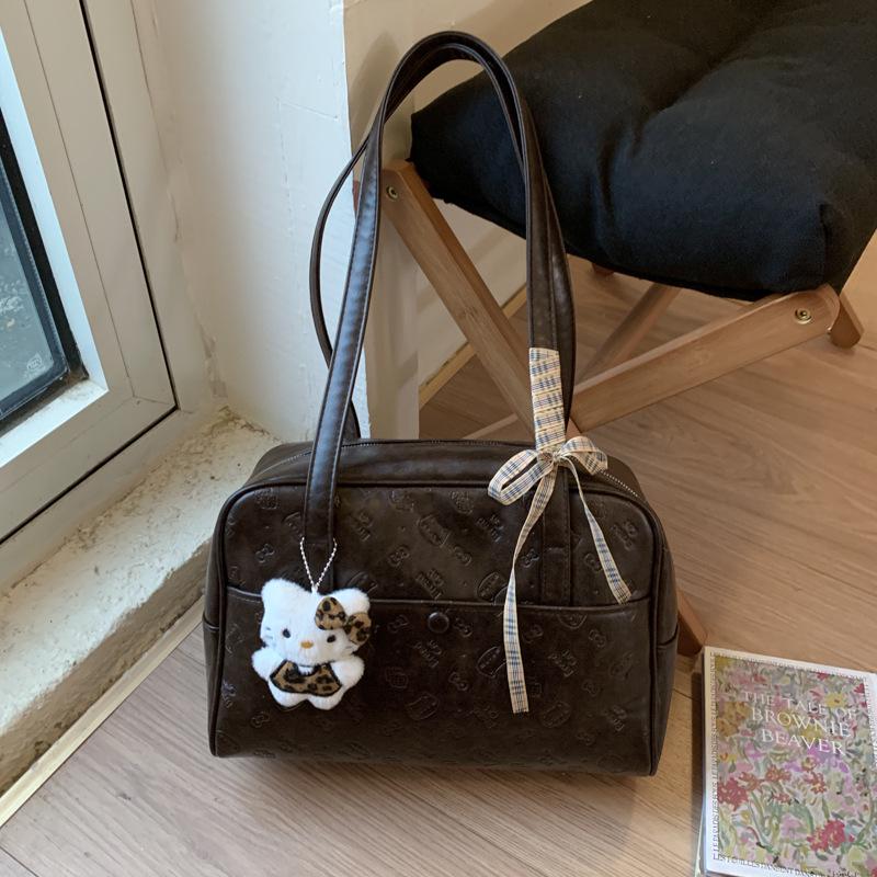 

Retro Embossed Boston Bag - Lightweight, Large-Capacity Handbag for Autumn/Winter One Size кавовий