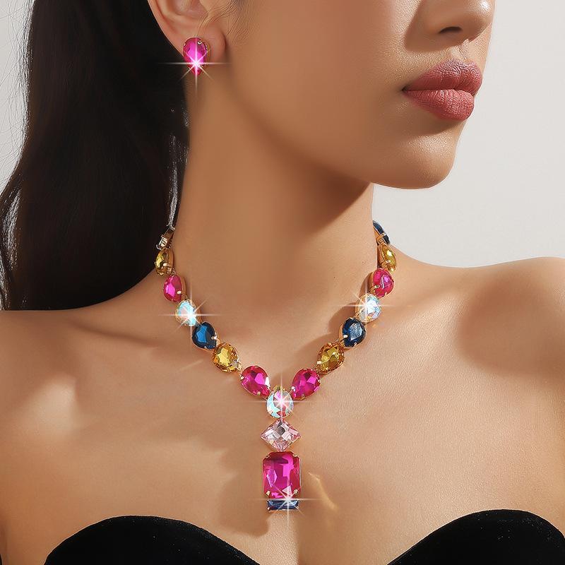 Schmuck Halsketten-Set Farbige Ohrringe Halsketten-Set Brautkleid Accessoires Funkelnder Schmuck