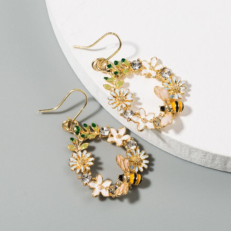 Earrings Female Metal Alloy Colorized Butterfly Creative Flower Diamond Dripping Oil