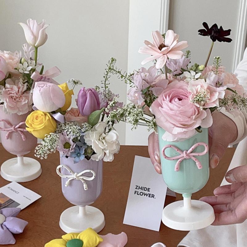 Ins Flower Vase Tulip Pen Holder Pencil Box Makeup Brush Storage Box Photography Props Aesthetic Vase Wedding Decoration