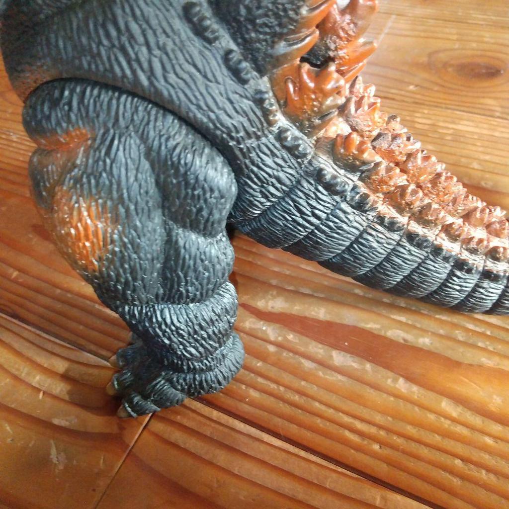 [USED] Burning Godzilla, King of the Monsters