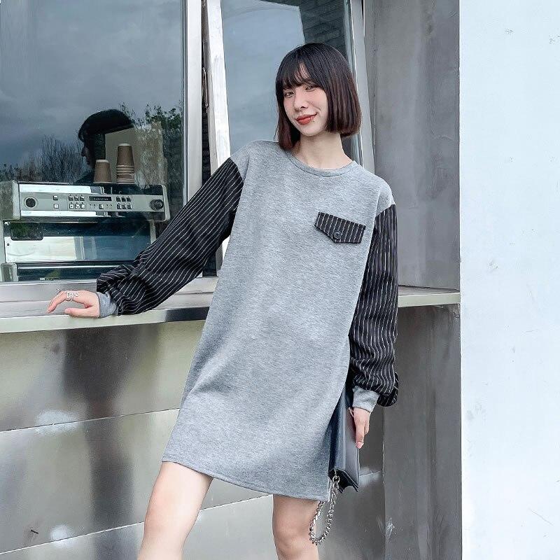 Xitao Codzienna Damska Sukienka Swetrowa Jesień Nowa Koreańska Patchworkowy Wzór w Paski O-Neck Luźna Mini Prostota Moda WMD3617