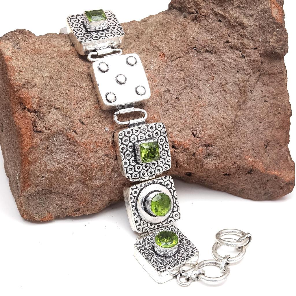 Silver Bracelet Sterling  Peridot Gemstone Quartz Quartz, 7-8" Green