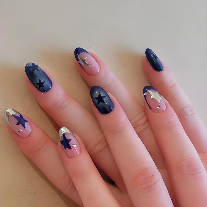 24Pcs Short Round Head Fake Nails Full Cover Wearable Press On Nails Y2K Pink Star Printed Spicy Girls Charms False Nails