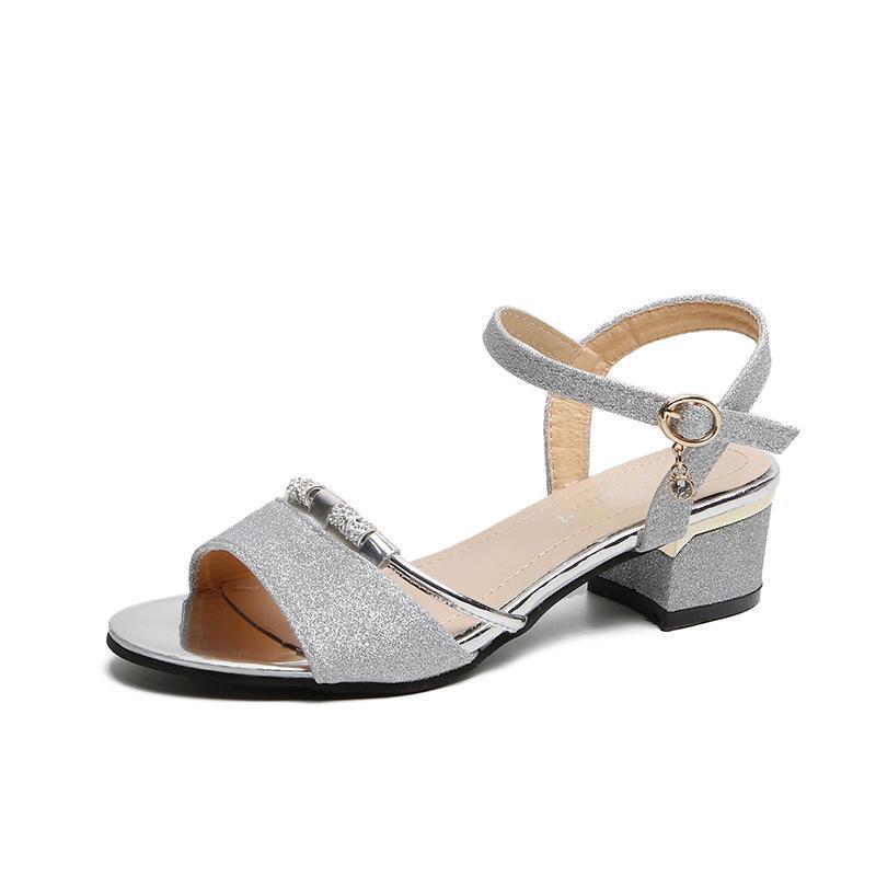 

Летние туфли 2024 года на среднем каблуке с открытым носком и пряжкой для женщин 38 серебряный