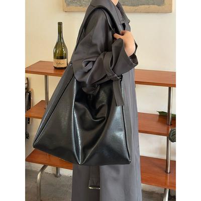Premium Sense Retro Soft Leather Tote Bag Women's New Lazy Wind Large Capacity Niche Shoulder Bag Work Commuter Bag