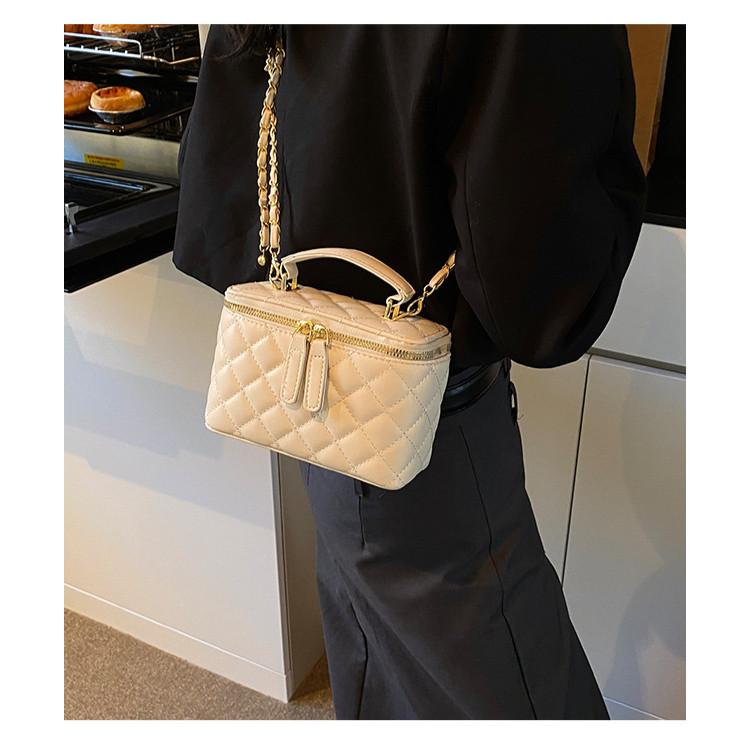 IELGY Silver Mini Bag Women's Year Summer Trendy Diamond Chain Handbag Commuter Shoulder Messenger Bucket Bag