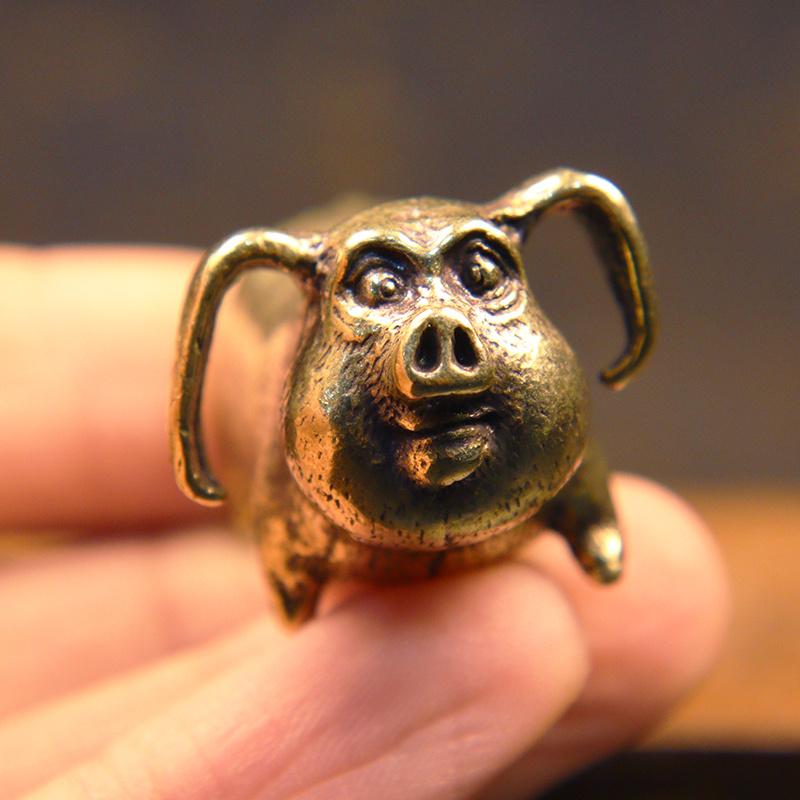 Brass Creative Small Bronze Pig Figurines Chinese Zodiac Pig Ornaments Metal Pendants Ornaments Desktop Decoration Home Decor