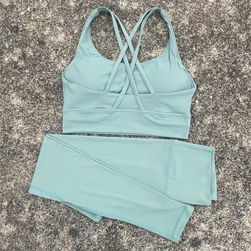 2-Piece Yoga Set: Cross-Back Sports Bra with Removable Pads & High-Waist Leggings