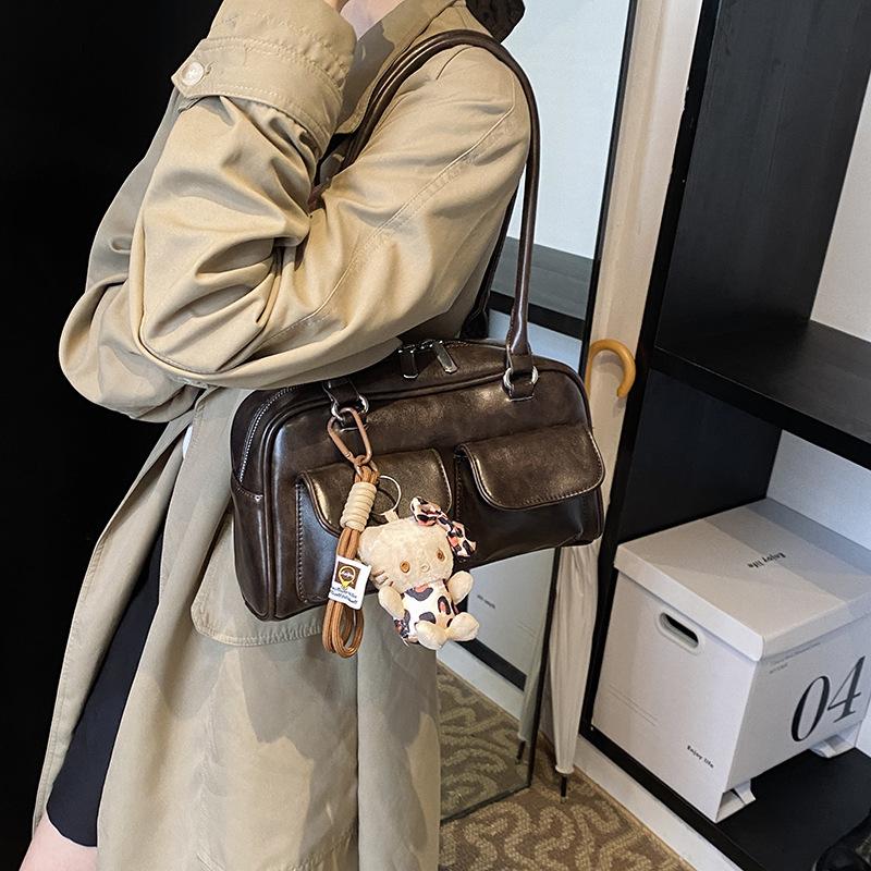 Retro Fashion Hand Carry Tote Bag Women'S Autumn Tide Large Capacity Shoulder Bag Premium Feeling Armpit Bag