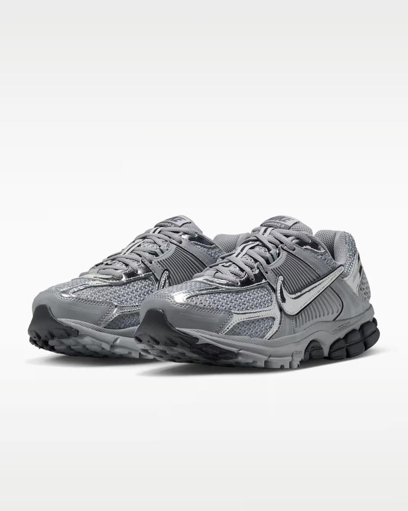 IV4311-003 Nike Zoom Vomero 5 "Gridiron"