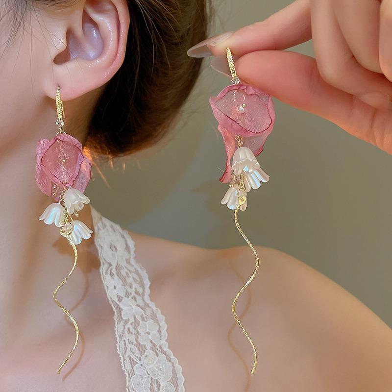 Silver Needle Pink Chiffon Flower Fringed Stud Earrings Small Fresh and Sweet Vacation Style Earrings Light Luxury High-end Earrings Women
