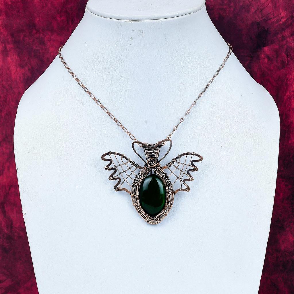 Grüner Feuer Labradorit Anhänger Kupferdraht Gewickelter Schmuck Schmetterling Anhänger