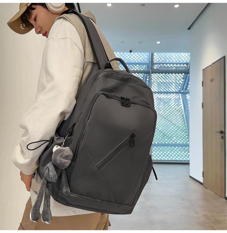 Einfarbiger Schulrucksack für Mittelschüler