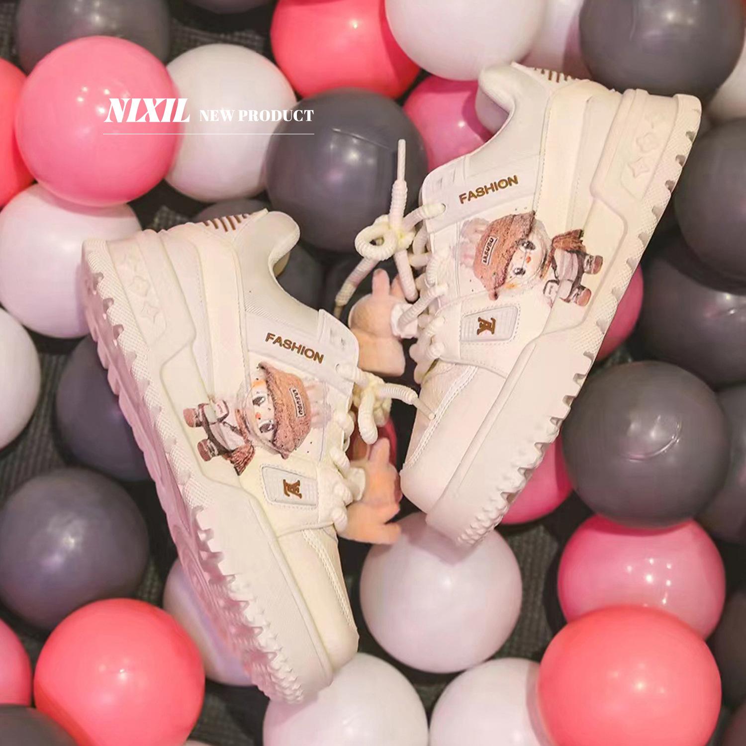 

Cute little chubby classmate 2025 autumn new children s cartoon pendant casual shoes fashion girls white shoes 26-30 yards whole hand 5 pairs starting batch хаки