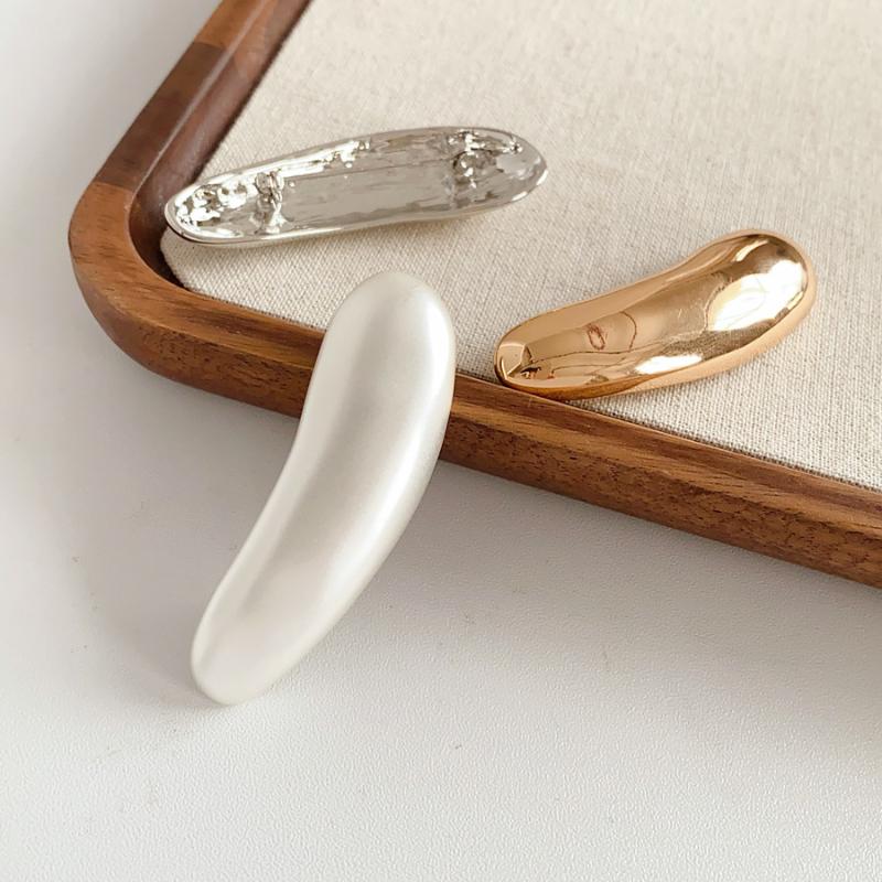 Metal Geometric Glossy Broochs For Women Unique Exquisite Suit Corsage Pins Party Jewelry Fashion Accessory