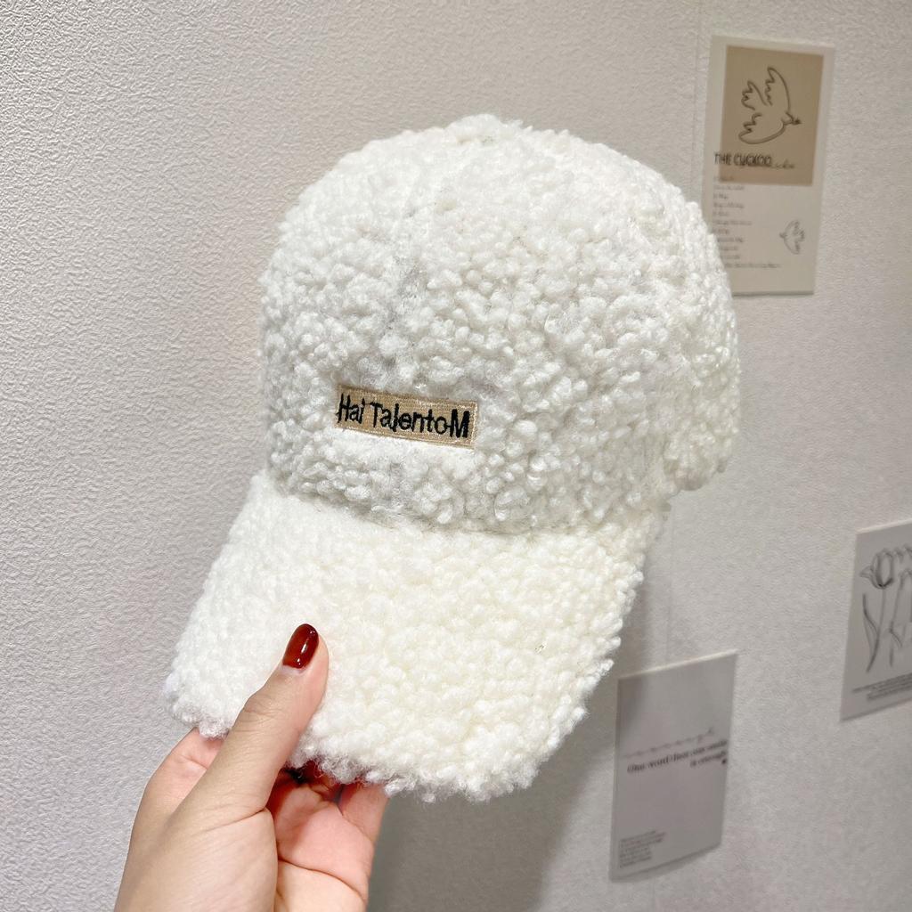 Winter Letter Embroidered Plush Warm Baseball Cap for Women's Winter Fashion Couple Duck Tongue Hat