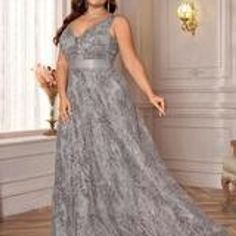 European and American Plus-Size Formal Dress, Deep V-Neck Sexy Long Dress, Slim-Fit Mermaid Bridesmaid Evening Gown