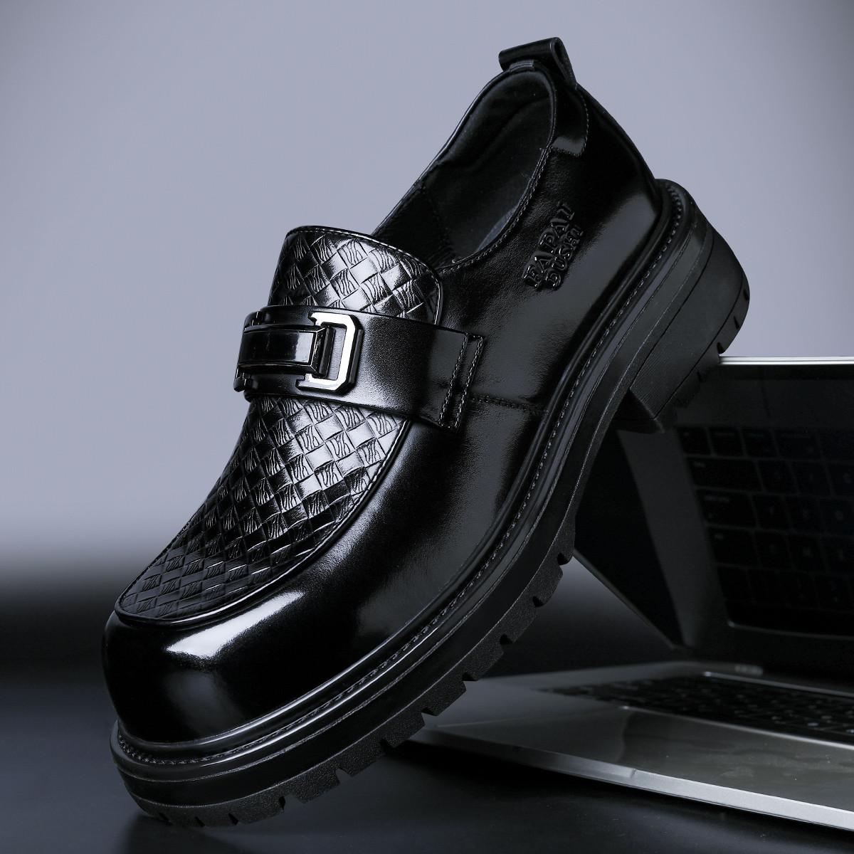 

2025 autumn men s leather shoes genuine leather cowhide British style men s shoes lazy one pedal business casual leather shoes trend 43