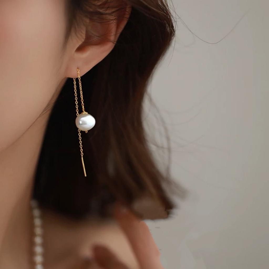 Design new simple ins style Korean version temperament natural freshwater pearl retro chain stud earrings pearl earline