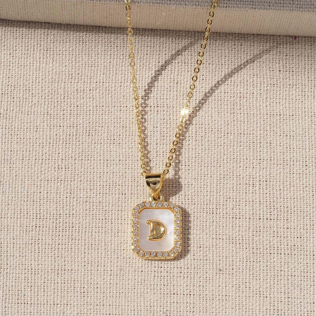 Gold-Plated Copper Shell 26 English Letters Pendant Necklace for Women - Niche Fashion Jewelry