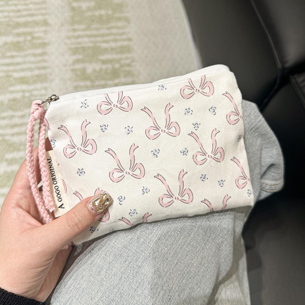 

Fabric Storage Pouch Romantic Heart Pattern Design Cosmetic Bag For Women Portable Makeup Square Bag Travel Beauty Bag