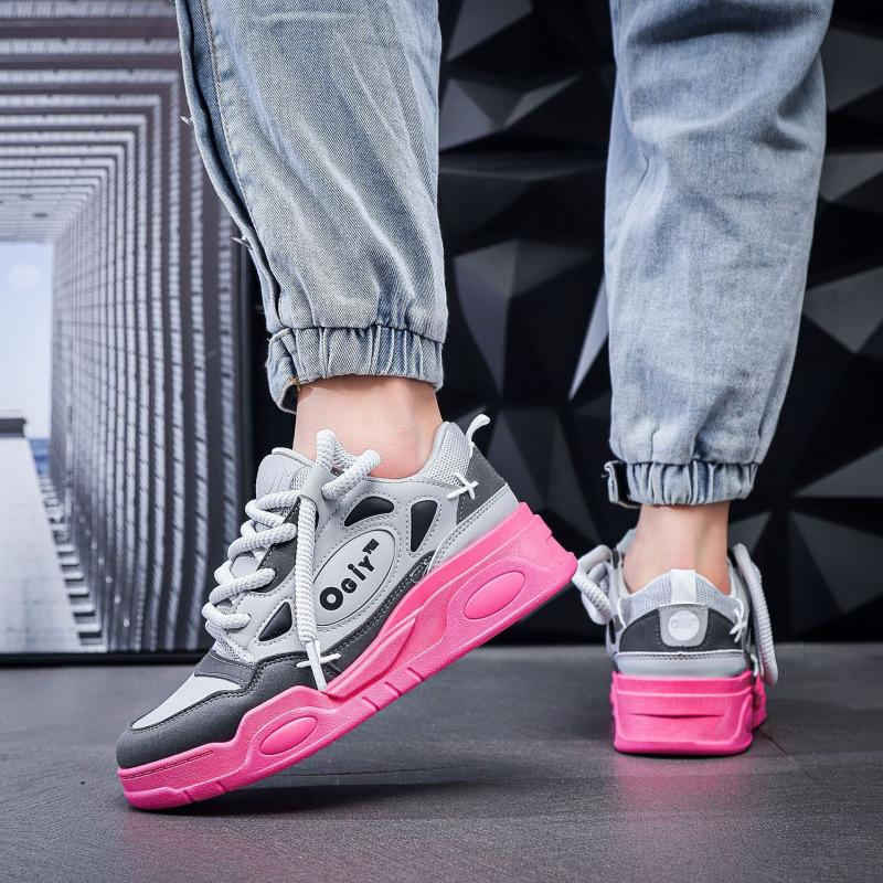 Couple soft-soled bread shoes new spring panda shoes heightening shoes casual board shoes