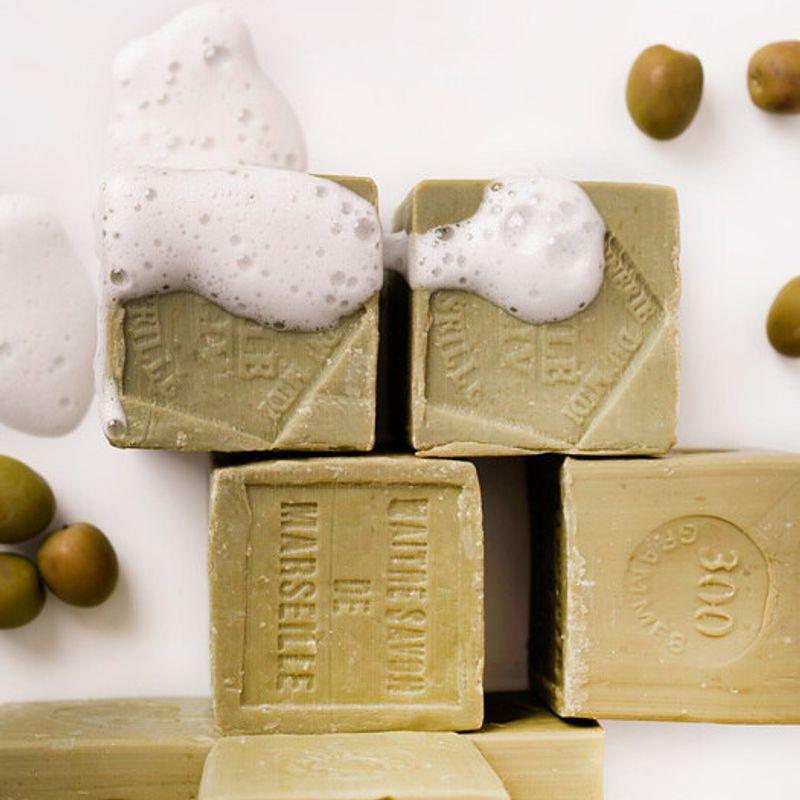 

Французьке Оригінальне Оливкове Марсельське Кубічне Мило 300г