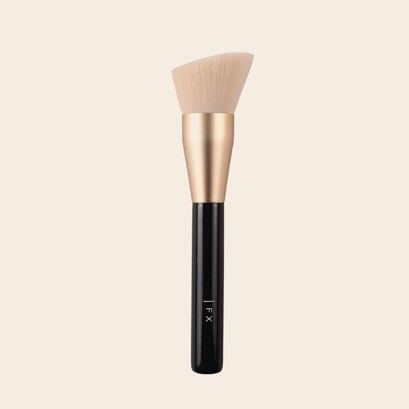 THE MAXIMIZING FULL FACE BRUSH Angled Smooth Foundation Cream Makeup Brush